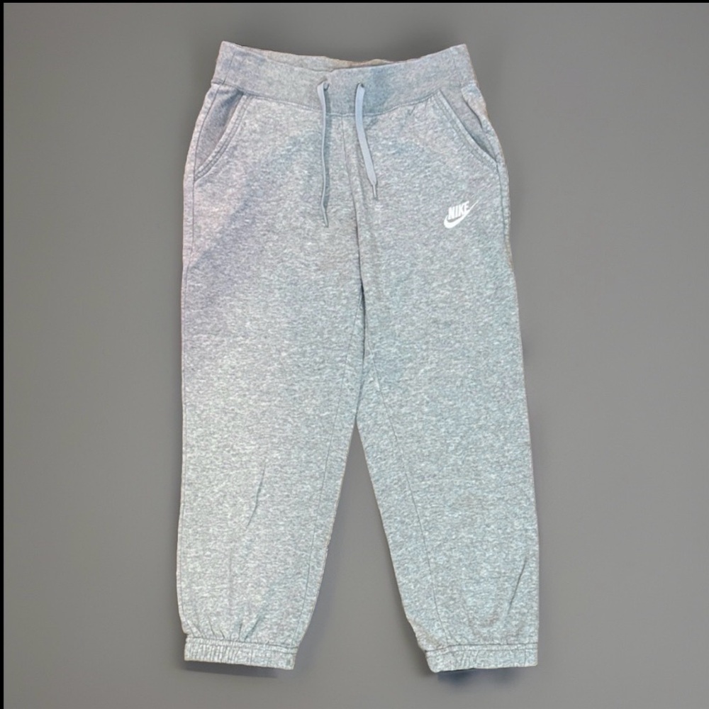 XS women’s Nike Capri gray sweatpants